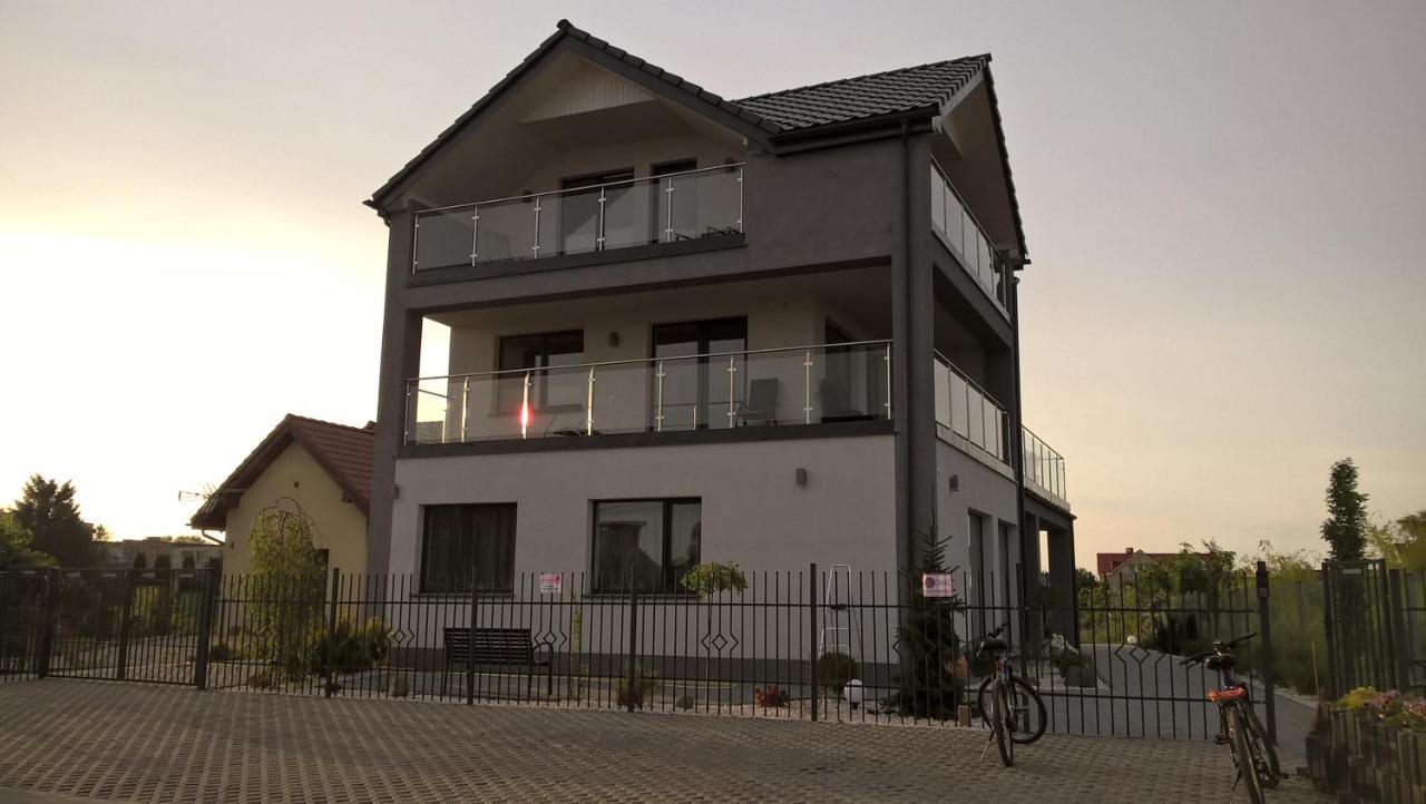 Willa Dobrylko II -Apartamenty Рева Екстер'єр фото